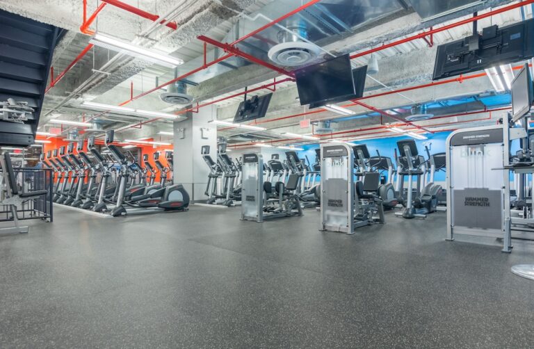 Blink Fitness Gym