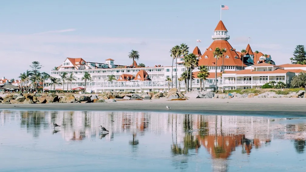 Exterior of Hotel del Coronado in California