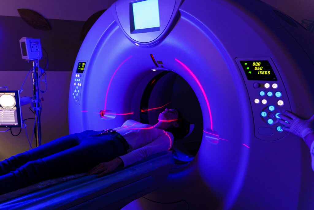 Dark-lit MRI scan