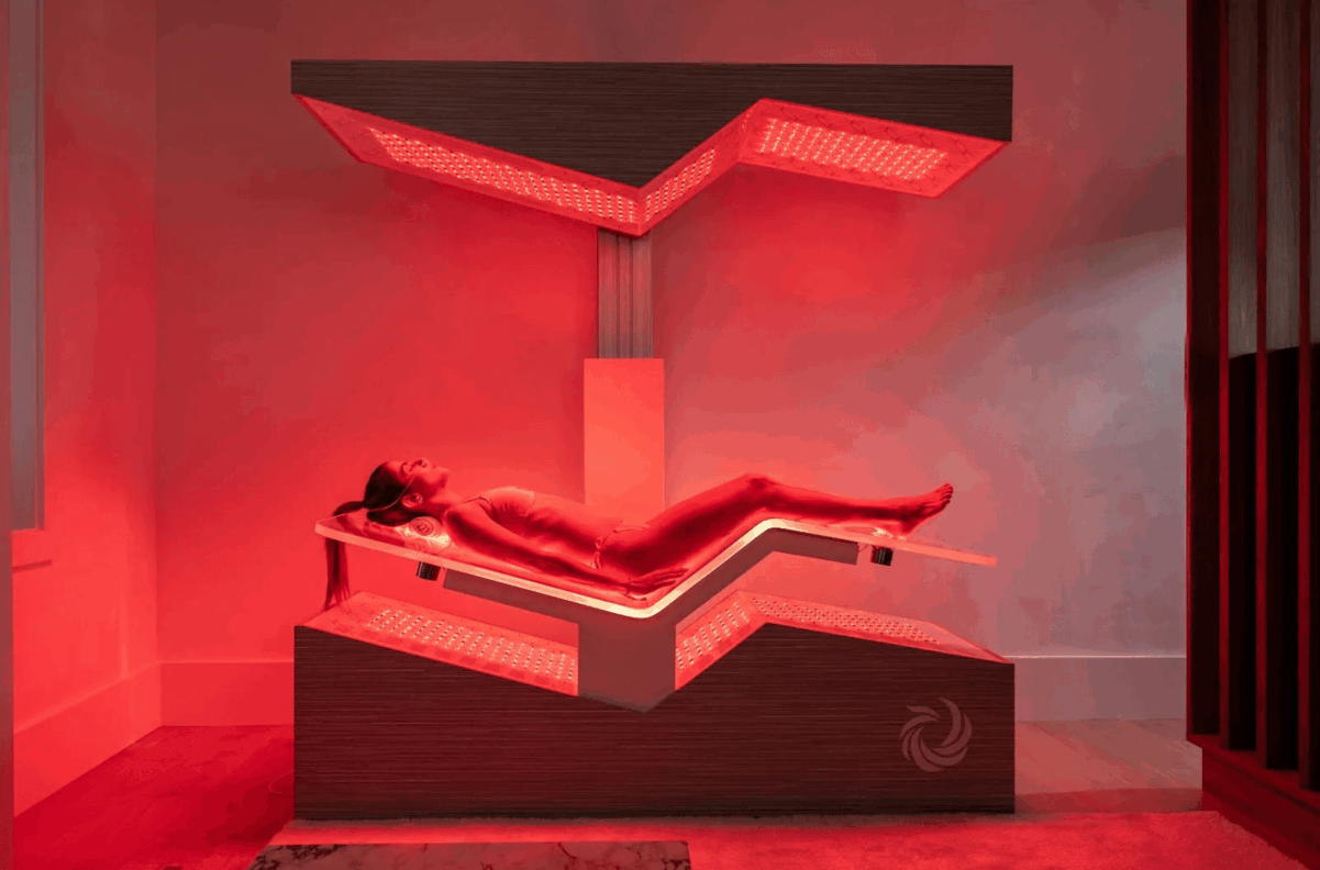 Person laying in the Ammortal chamber