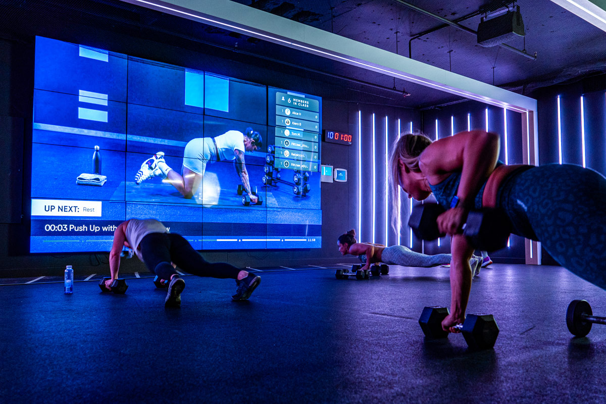 Group training with dumbbells