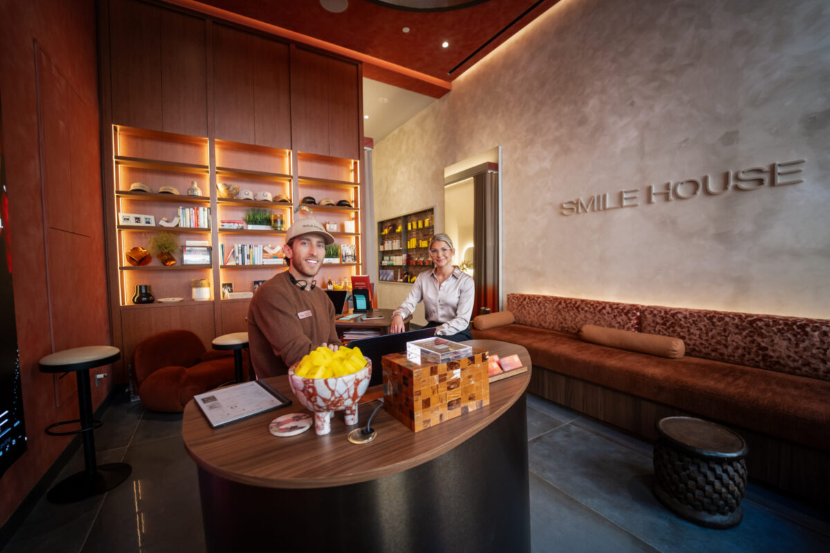 Smile House lobby