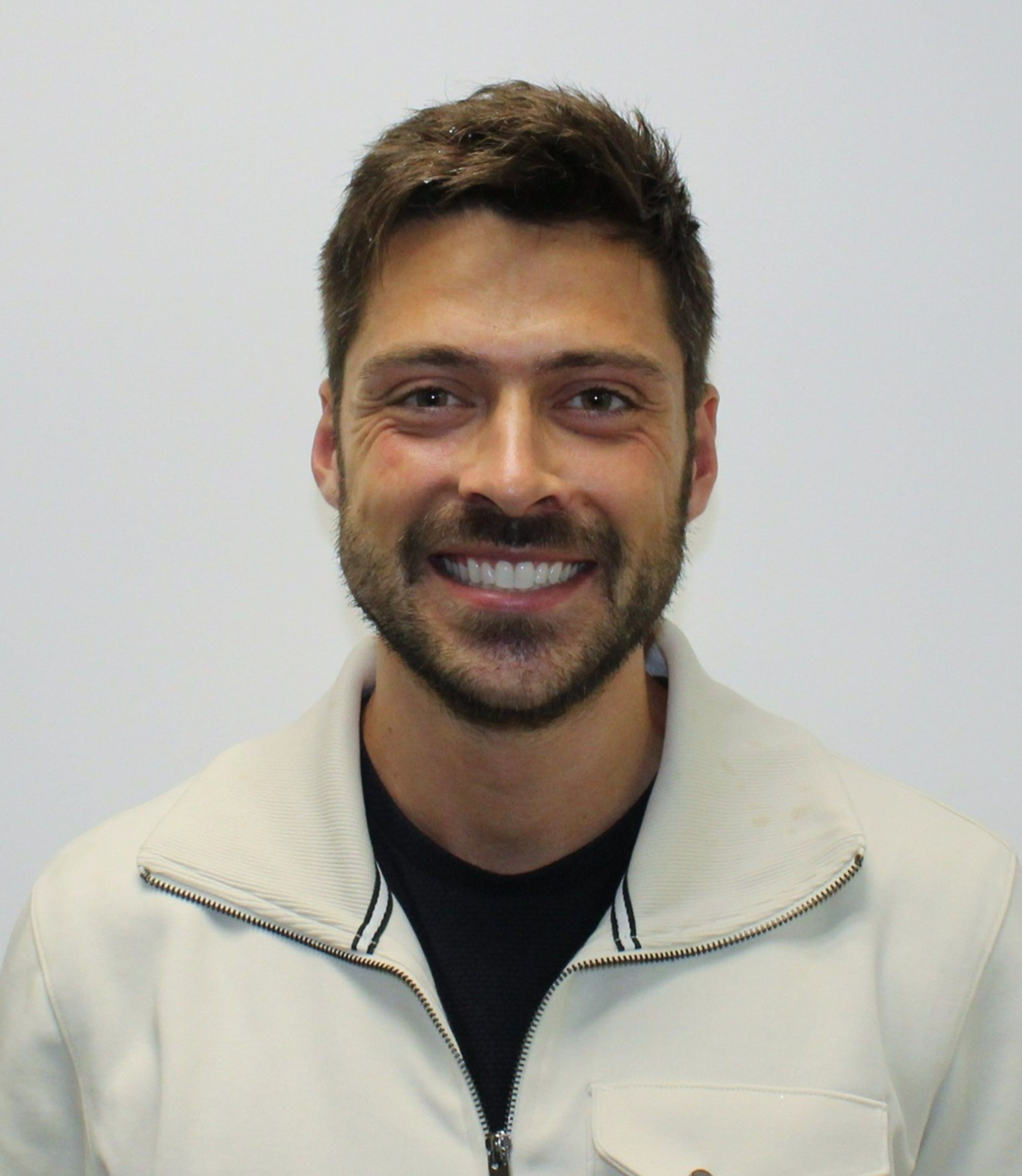 Alex Cornwell headshot