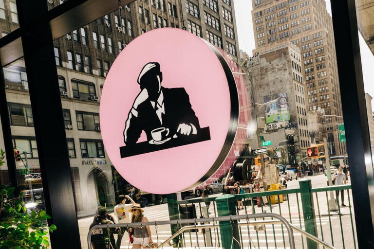 Joe & The Juice storefront sign