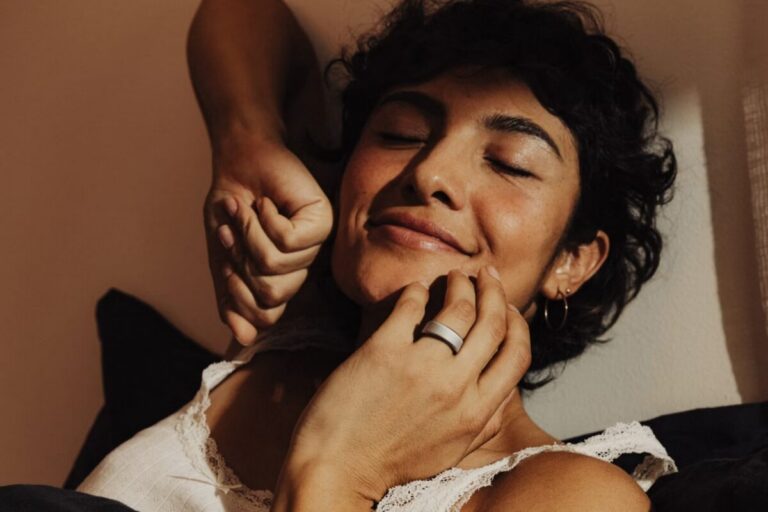 Woman with Oura ring destressing