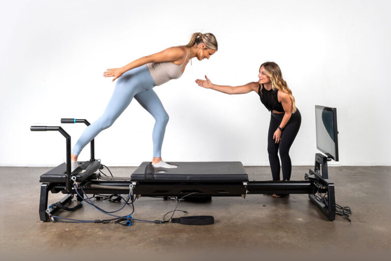 Woman using Skōp reformer