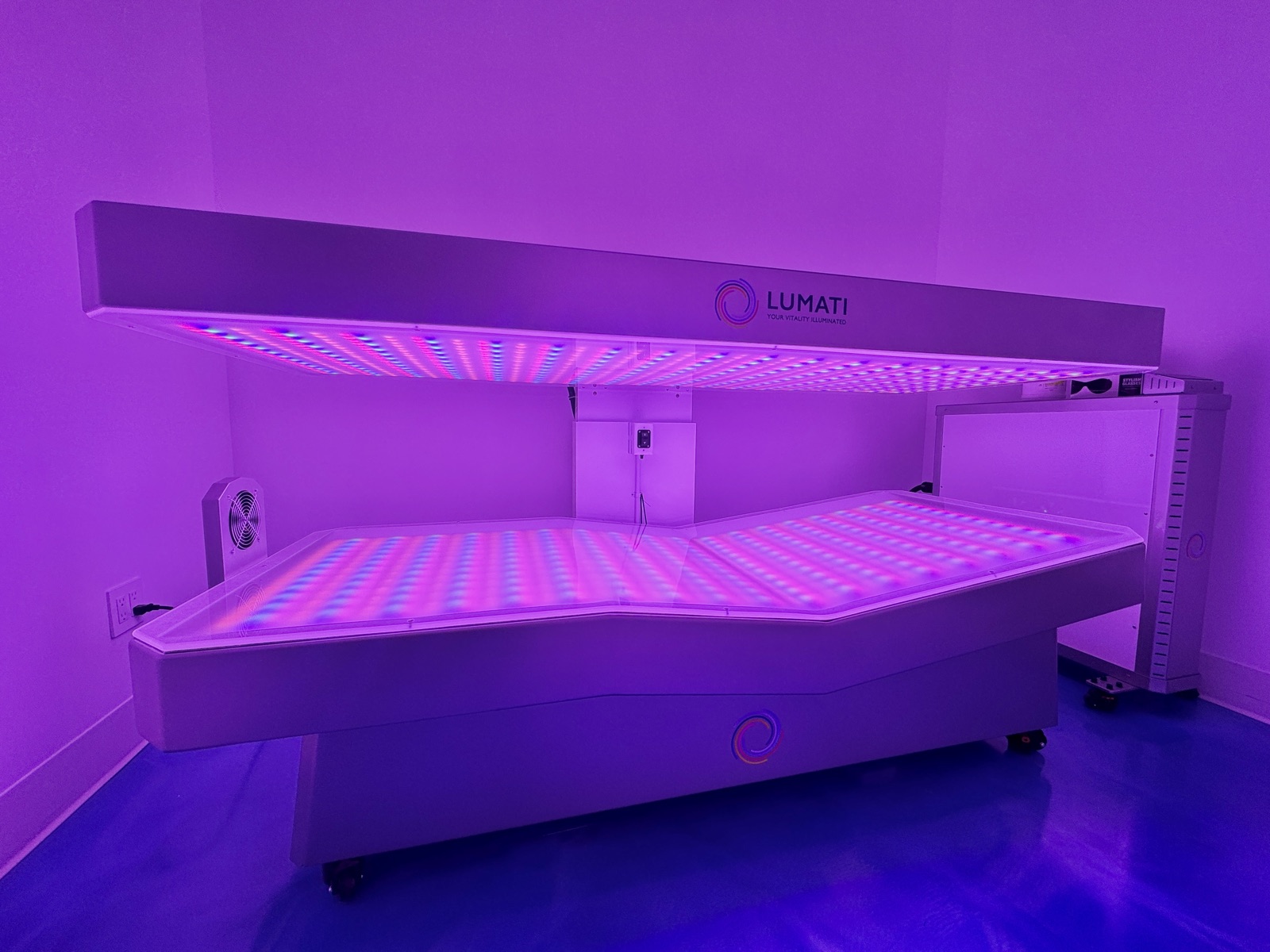 Lumati Red Light+ bed