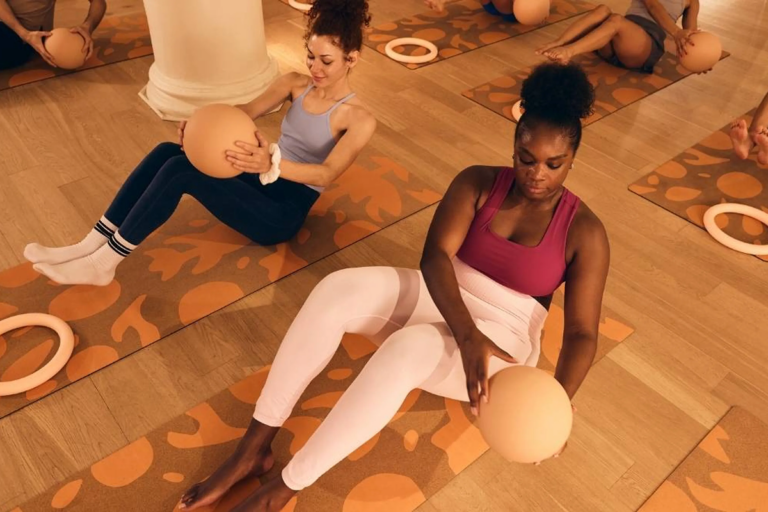 Mat Pilates group fitness class