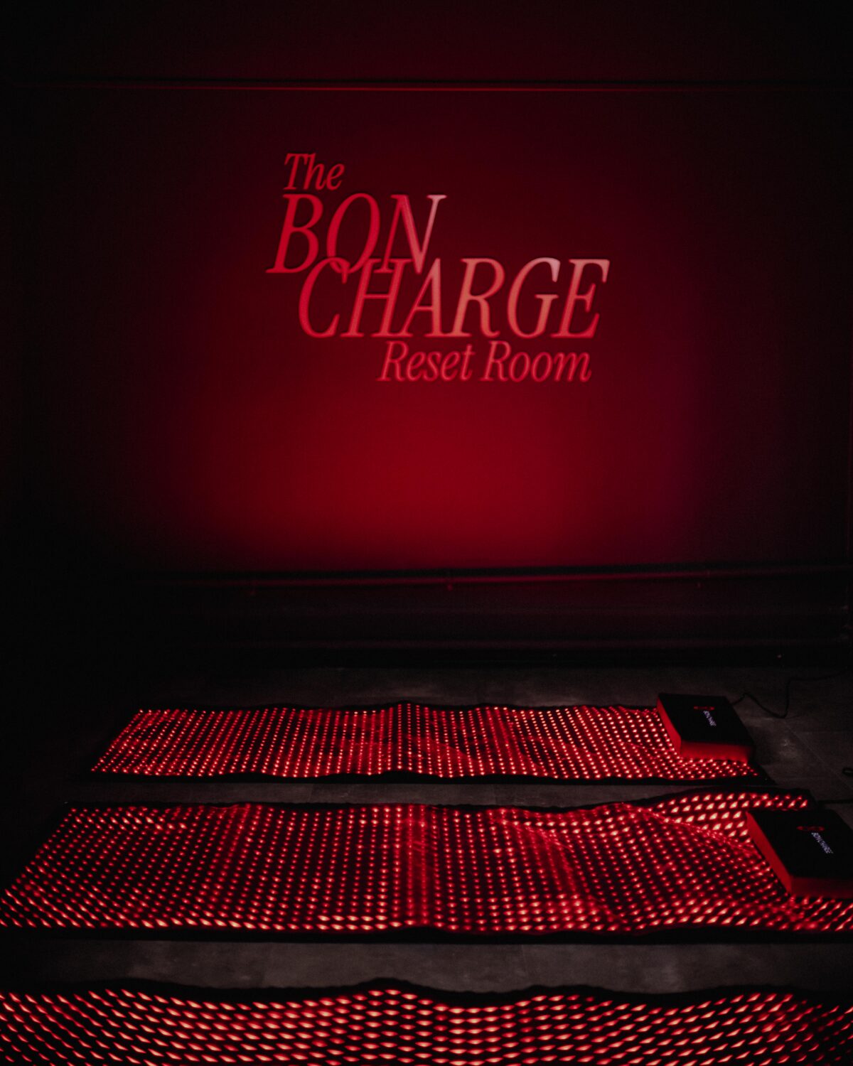 BON CHARGE reset room